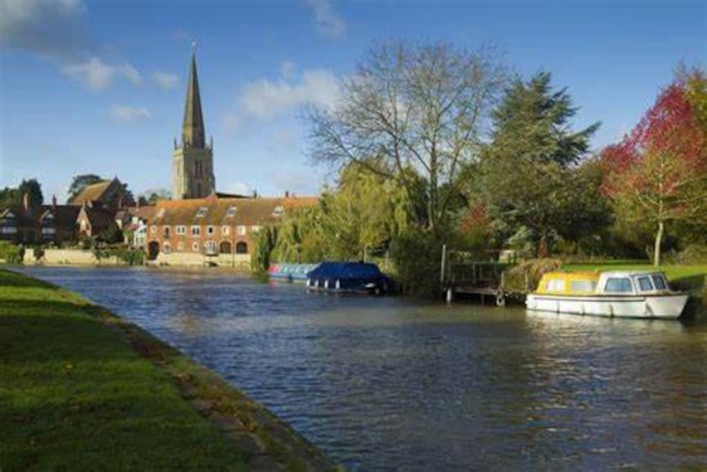 1 Bedroom Flat Sleeps 4 In Abingdon Oxfordshire Extérieur photo